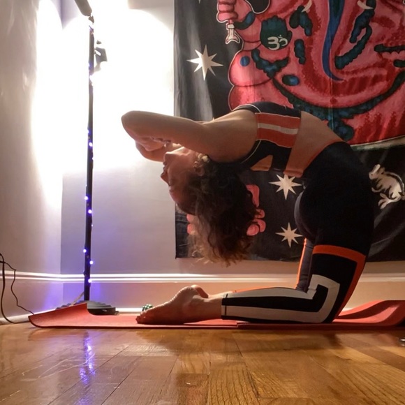 ✨MEET THE POSHER✨ - Picture 2 of 3